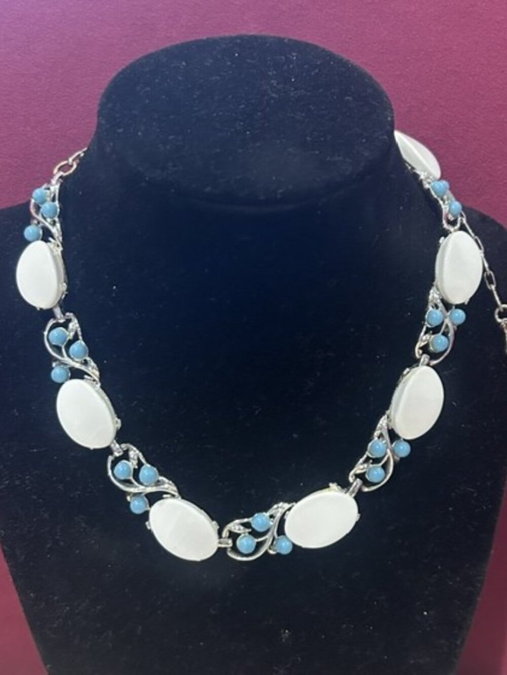 STAR White Thermoset Blue Bead Silver Link CHOKER NECKLACE